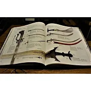 Оружие — книга в кожаном переплёте — оригинальный подарок — фотография 4