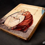 На память: Икона деревянная "Пр. Серафим Саровский с медведем — фотография 3