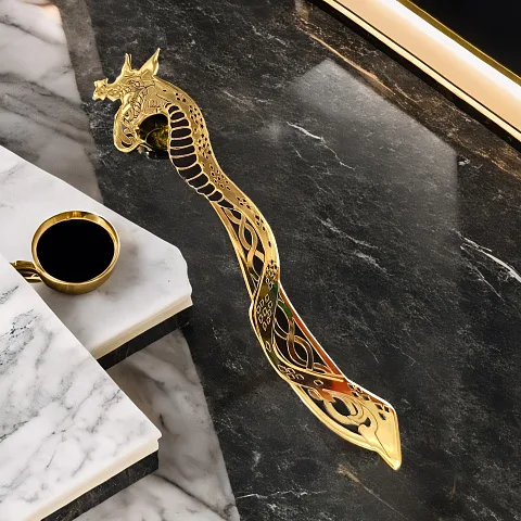 Латунная закладка для книг «Дракон» в подарок