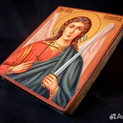 Икона деревянная "Ангел Хранитель" ручная работа — необычный подарок — фотография 5