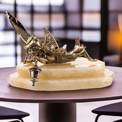 Статуэтка «Летящий Эльф» из бронзы на ониксе — оригинальный подарок