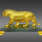 Подарочная статуэтка «Тигр на змеевике» из бронзы с позолотой — фотография 2