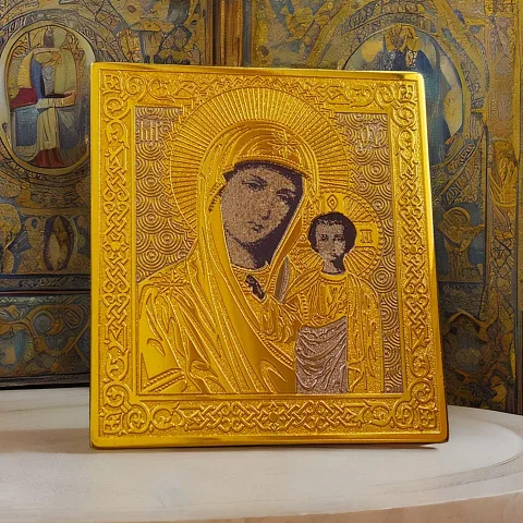 Казанская икона Божией Матери карманная (малая). Златоуст — необычный подарок
